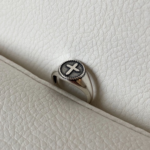 Jewelry - Vintage Sterling Silver Cross Signet Ring